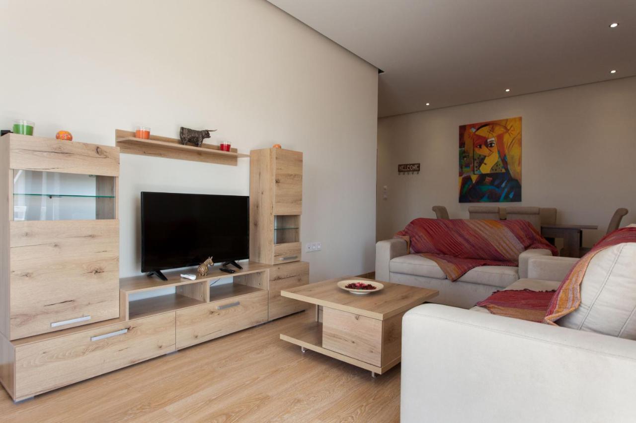 Modern Apt In Glyfada A Breath Away From The Sea - The View أثينا المظهر الخارجي الصورة