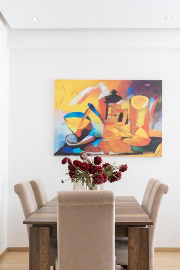 Modern Apt In Glyfada A Breath Away From The Sea - The View أثينا المظهر الخارجي الصورة
