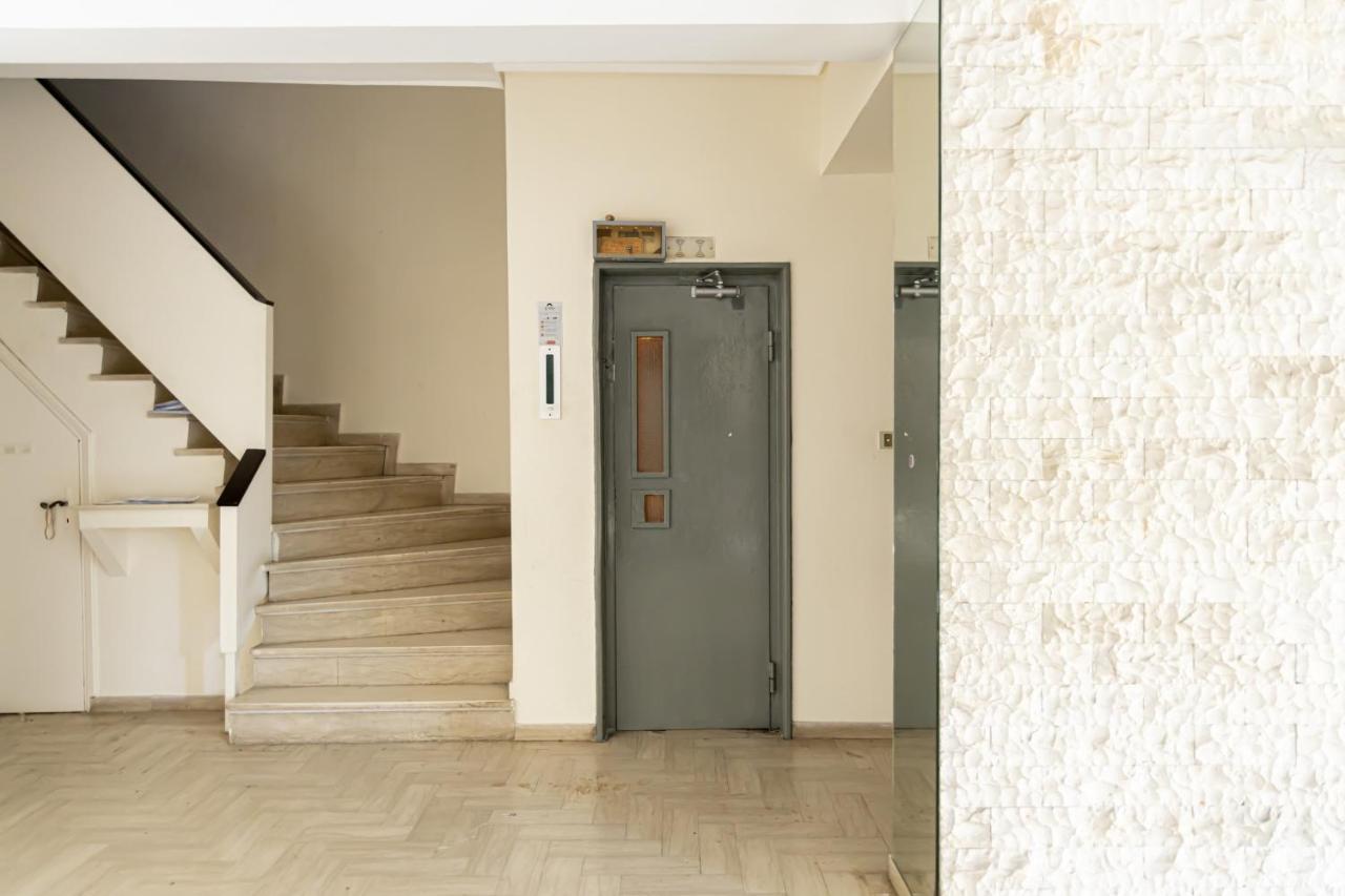 Modern Apt In Glyfada A Breath Away From The Sea - The View أثينا المظهر الخارجي الصورة